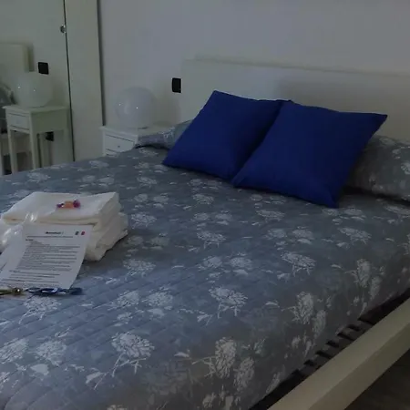 Borgo Antico Self Check-in בית הארחה